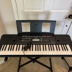 Yamaha PSRE253 61-key Portable Keyboard With Stand, Power Supply, And Music Holder 