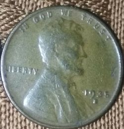 1935 D or S penny rare! Hard to find nice!!