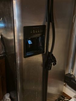 Selling Contemporary Furniture And Refrigerator