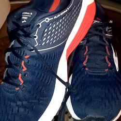 Brooks RAVENA 9 Mens 9.5 M Runming Shoes