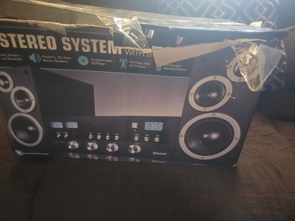 Bluetooth Stereo And CD system