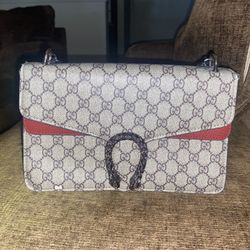 Purse 