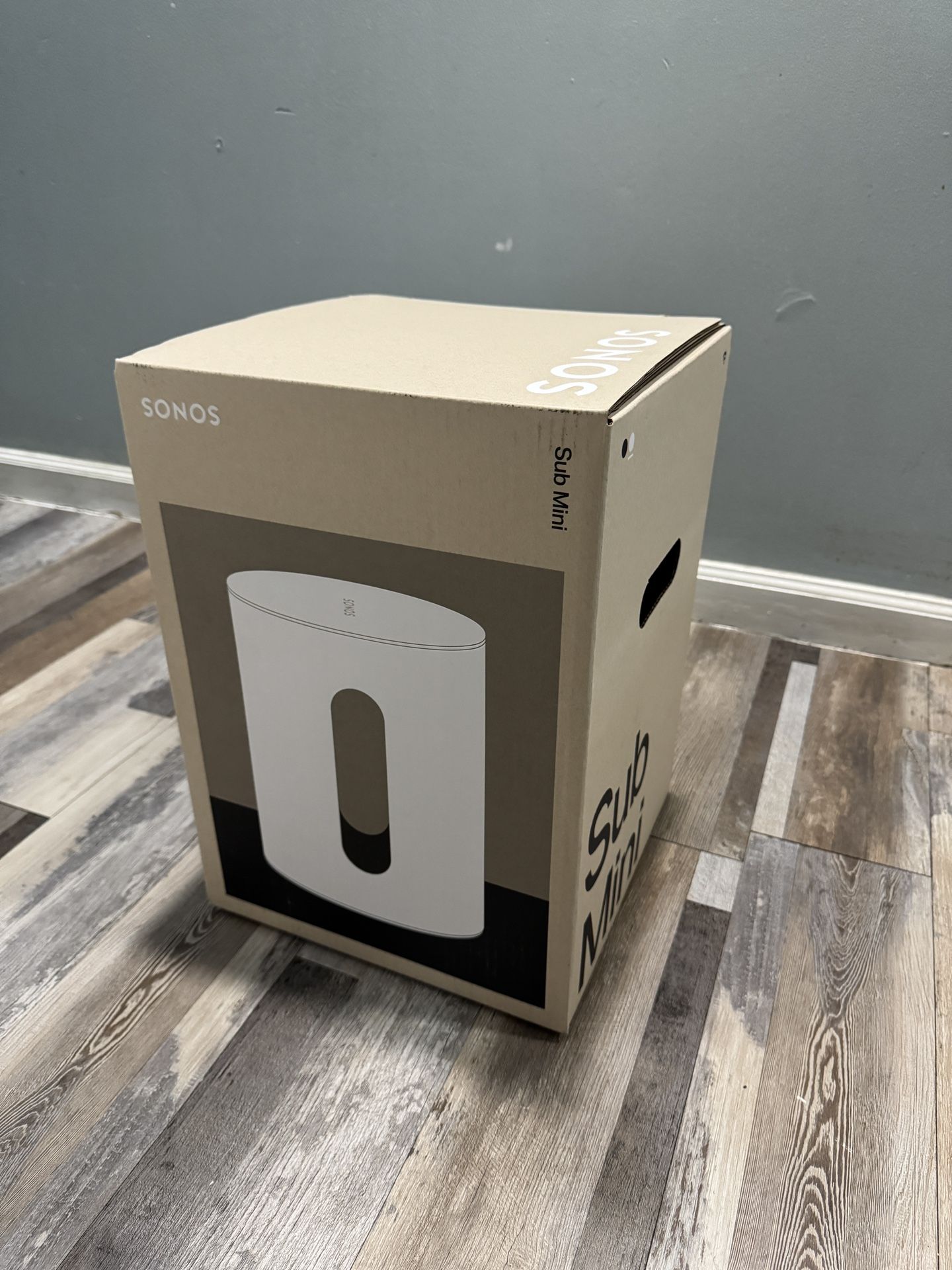 Sonos Sub Mini - White - Compact Wireless Subwoofer