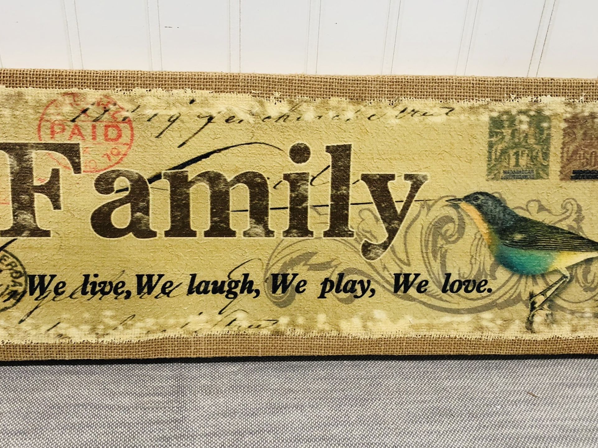 Brand new burlap family sign wall decor