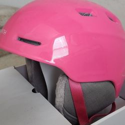Smith Junior YS Pink Ski Snowboard Helmet With Pink Goggles