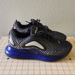 Men’s Size 9.5  Nike Air Max 720 Athletic Shoes sneakers in the 'Pixel Gradient' 