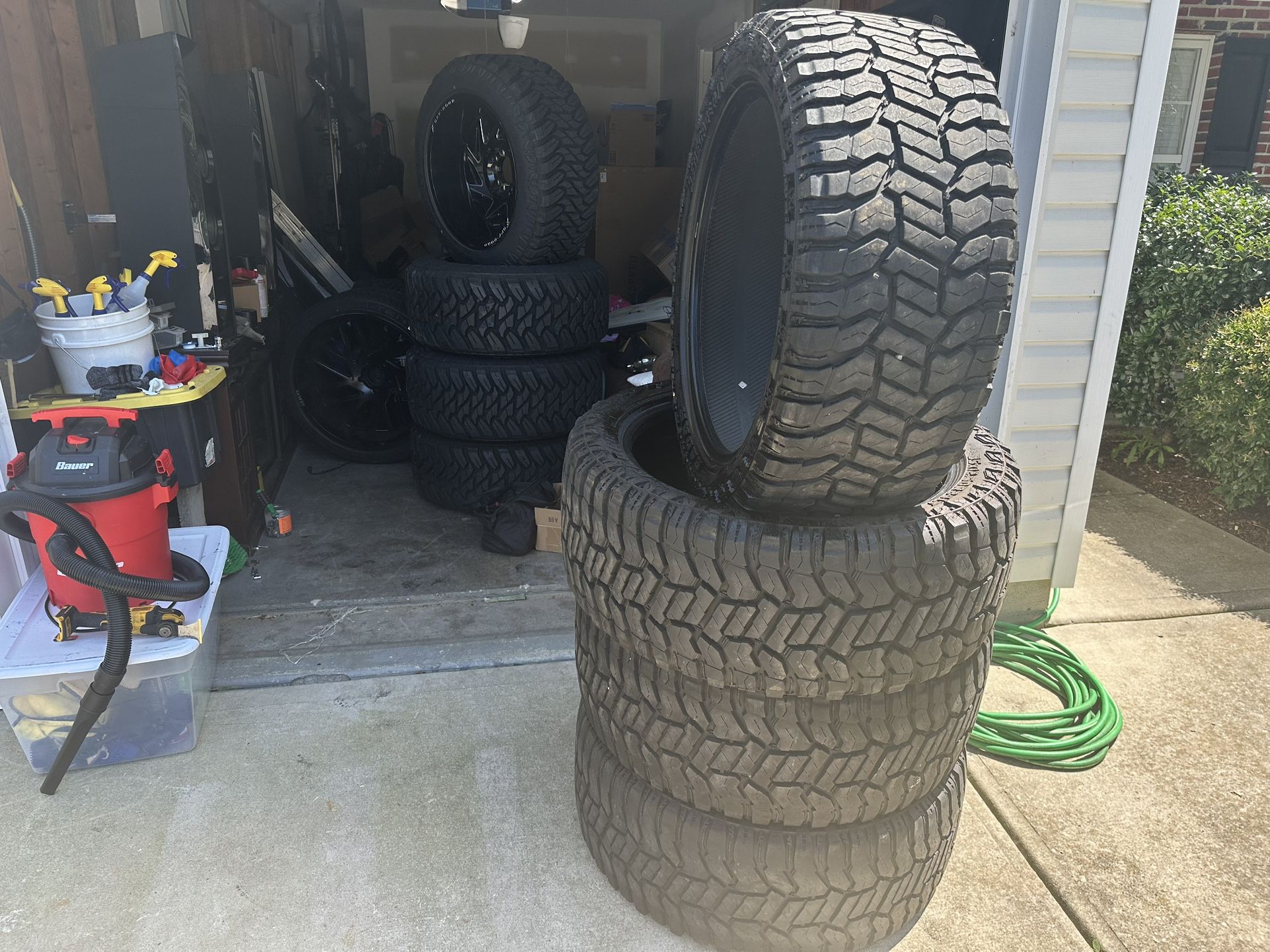 Renegade radar RT 35/12.50/R24