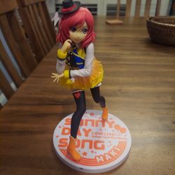 Maki Love Live Figure