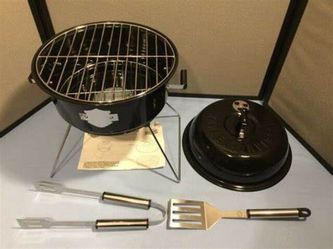 NEW Harley Davidson Charcoal Grill