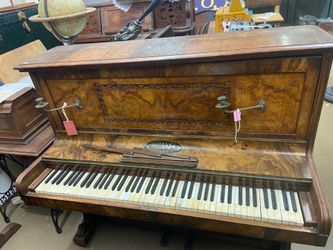 Vintage Kelly & Co. Piano w/ candle holders