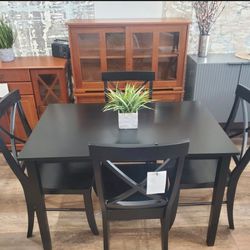 Small 5pc Black Dining Set With 4  Chairs (NEW In A Box)