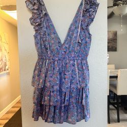 Beautiful spring/summer dress perfect for the beach & picturess