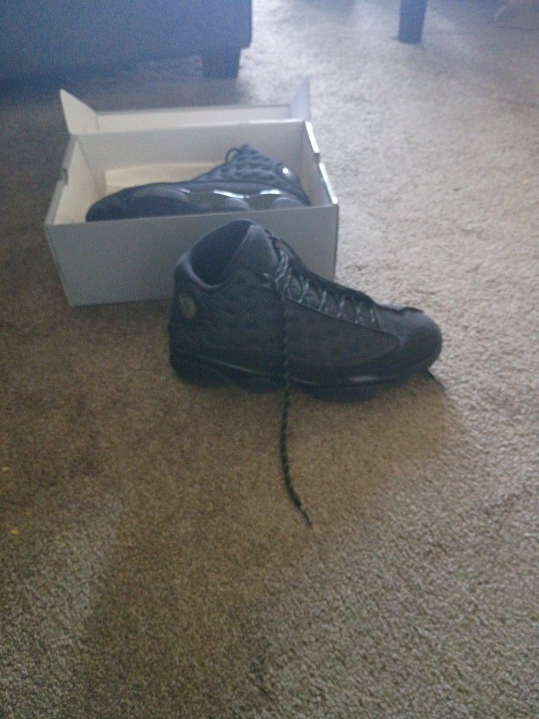 Air Jordan 13 Black Cats