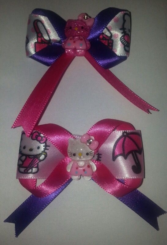 Mini custom Hello Kitty Bow