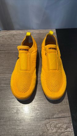 Nike Air VaporMax Flyknit Moc Yellow Slip On Sneaker Men's Athletic Shoes Size 11