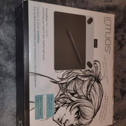 Small Intuos Wacom tablet