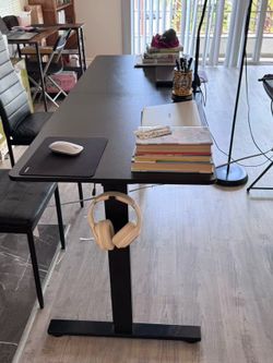 FLEXISPOT  Electric Large Standing Desk with Hook, Black
