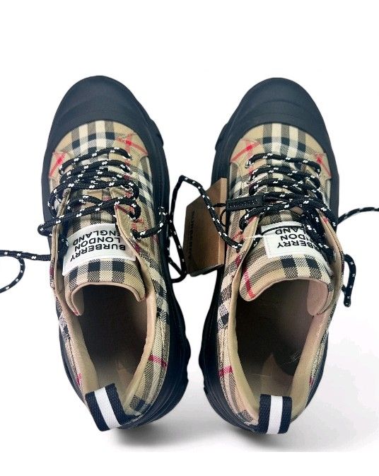 Arthur Burberry Shoes