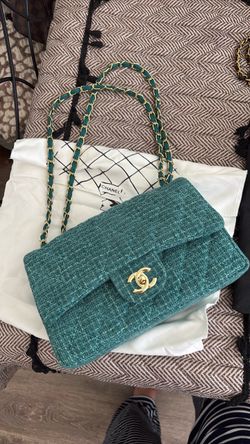 Green purse