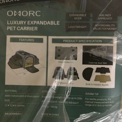 Luxury Expandable Pet Carrier 