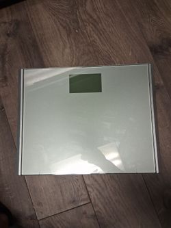 EatSmart Precision Plus Bathroom Scale - Extra Wide Glass