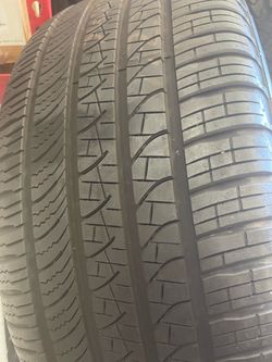 285-45-22 Pirelli NEW tire