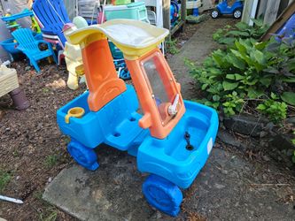 Price is firm.. children's dune buggy water table