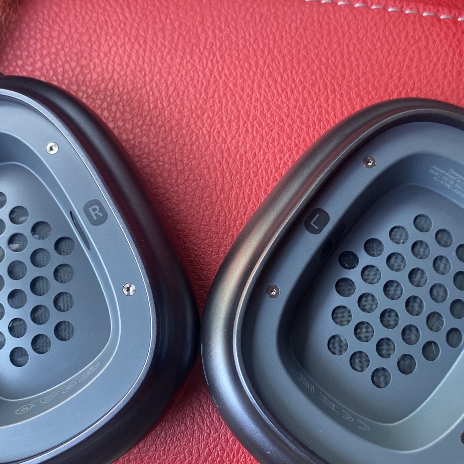 Apple Airpods Max for Sale in San Pedro, CA - OfferUp