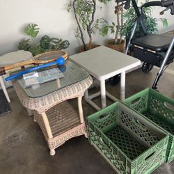 Side Tables 