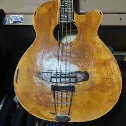 Relic Acoustic Bass 
