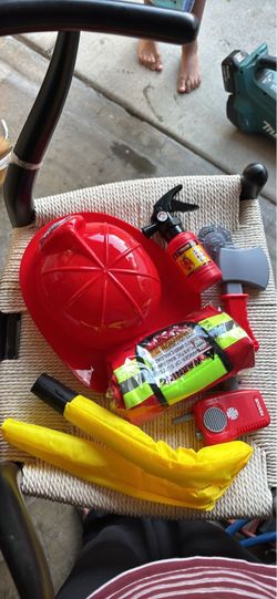 Kids  Costume Dress-Up Play Set