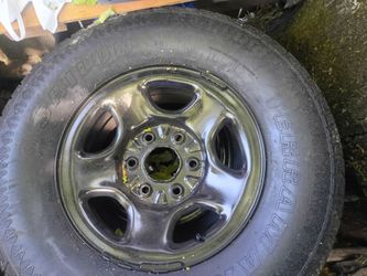 265/70R16 tires with rims 4