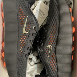 Nike Mind 002 Black Chrome Women’s 8.5 Men’s 7