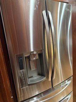 LG Fridge With Bottom Freezer