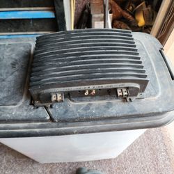 Rockford Fosgate Amp