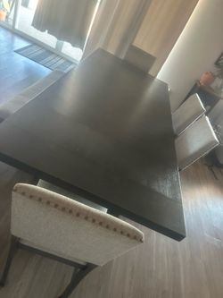 Dinning Table