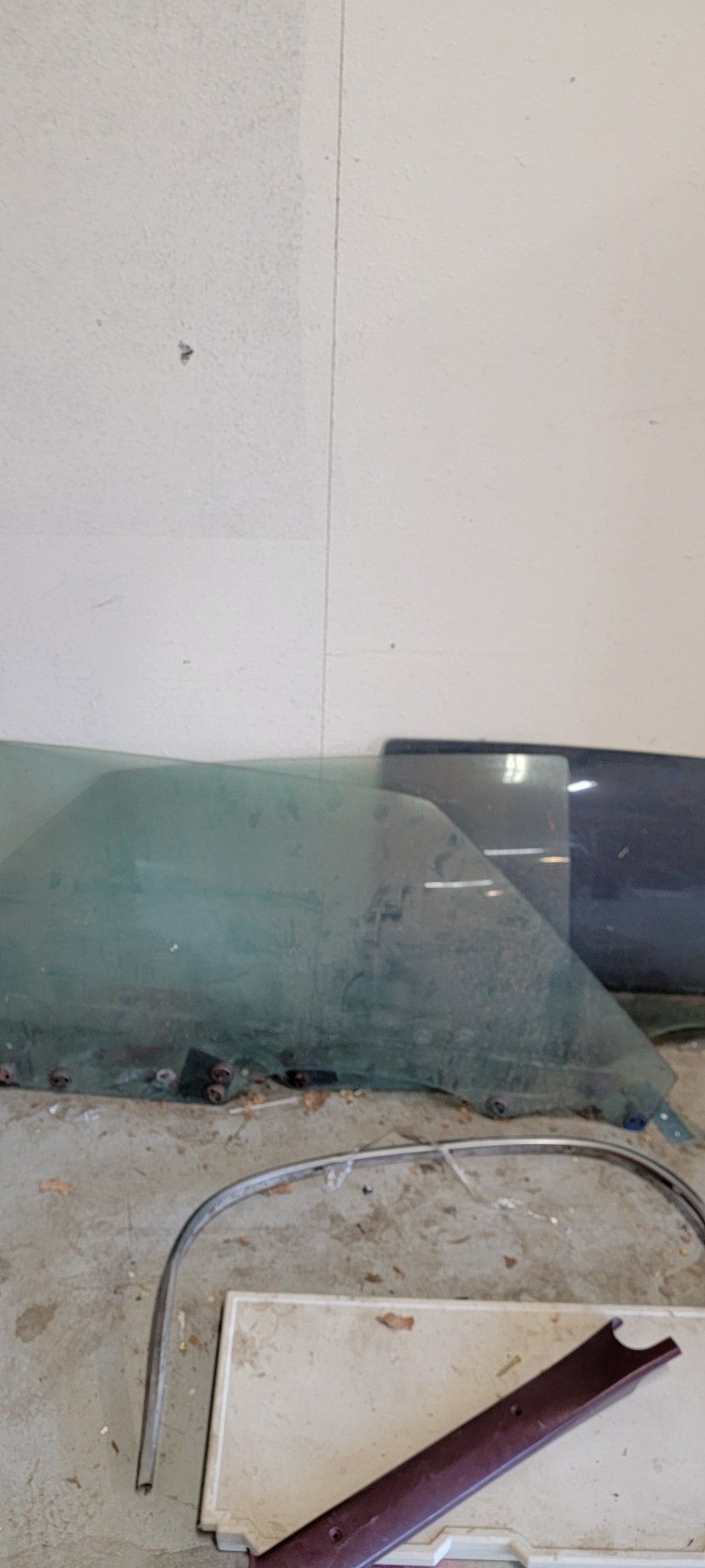 G Body Door Glass