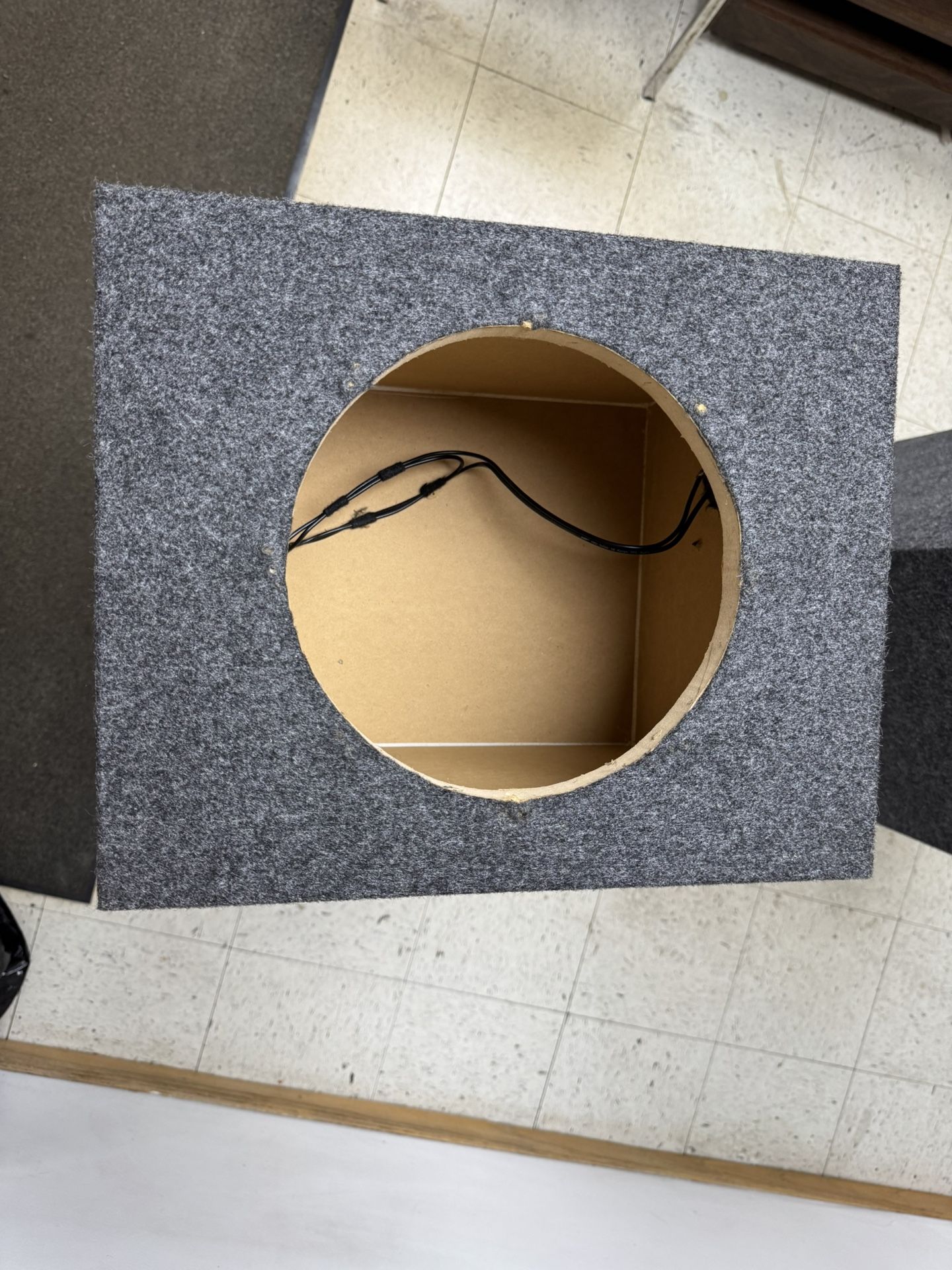 Single 10” Subwoofer Box
