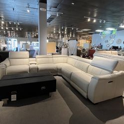 6PC Leather Power Reclining Sectional 