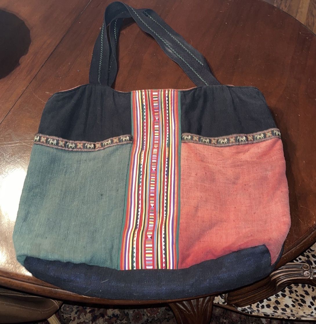 Large Elephant Themed Shoulder Bag/ Purse