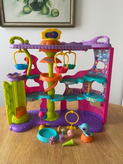 Littlest Pet Shop LPS Spotlight Swinging Circus