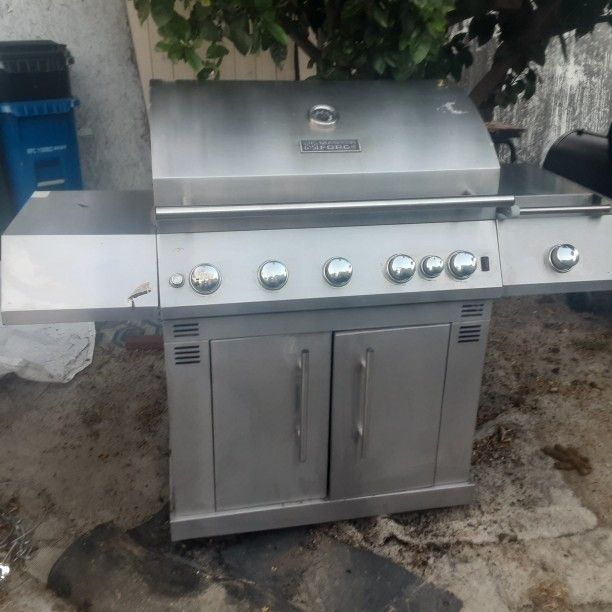 Stainless Steel Gas Grill 
