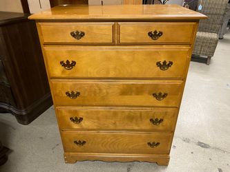 Classic 6 Drawer Dresser w/ Brass Hardware