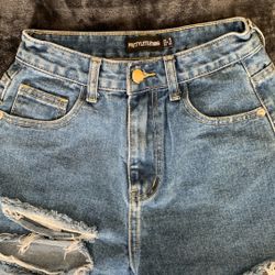 Pretty Little Thing Denim Shorts