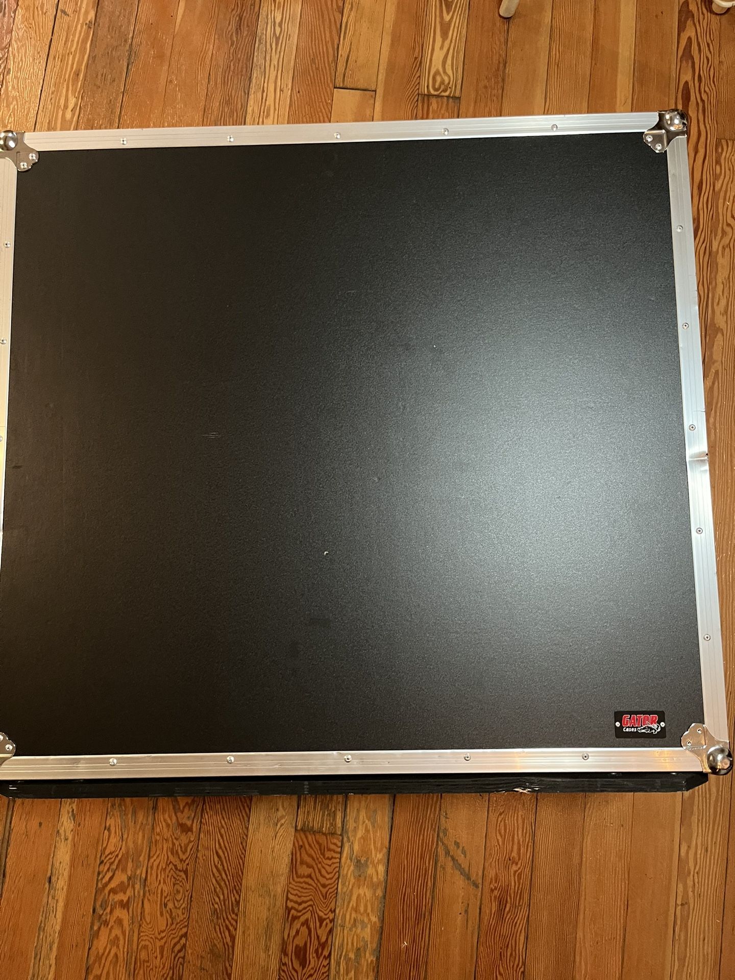 Gator Case for Midas M32 $550