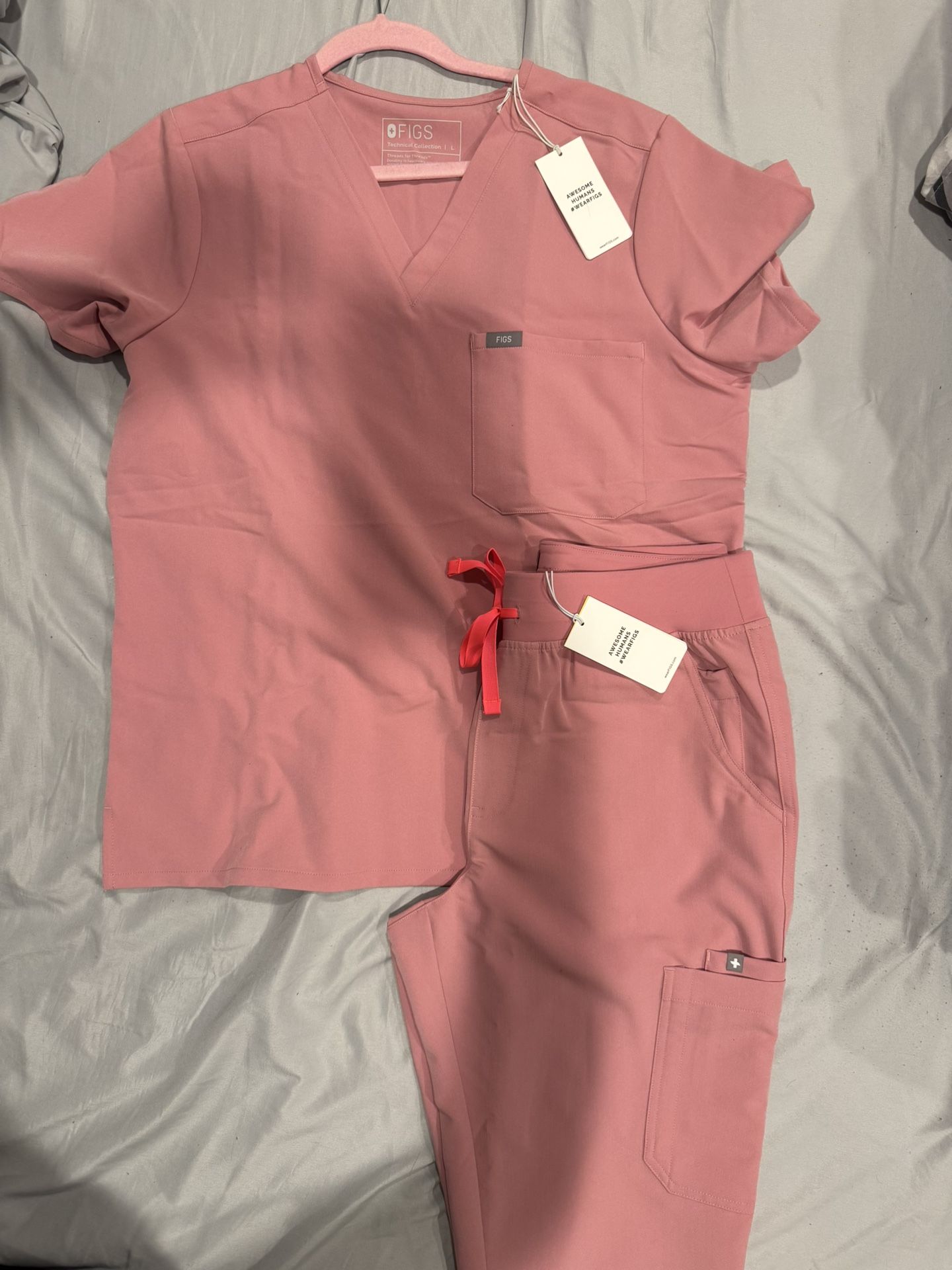 FIGS SCRUBS!