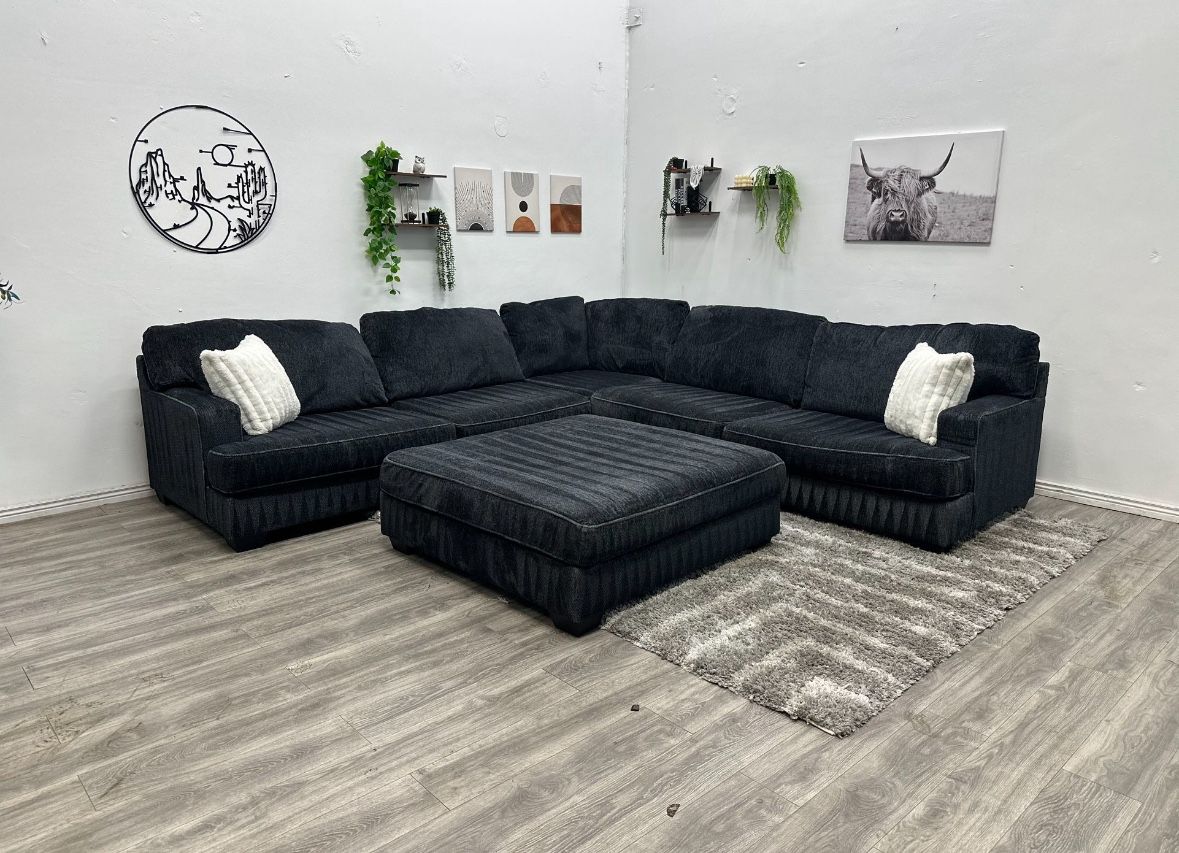 Sectional Couch Ashley Rawcliffe - Free Delivery 
