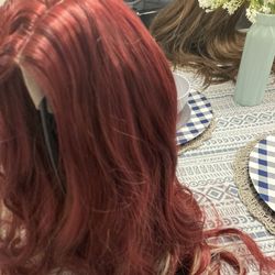 2 Pack Of Women’s Wigs