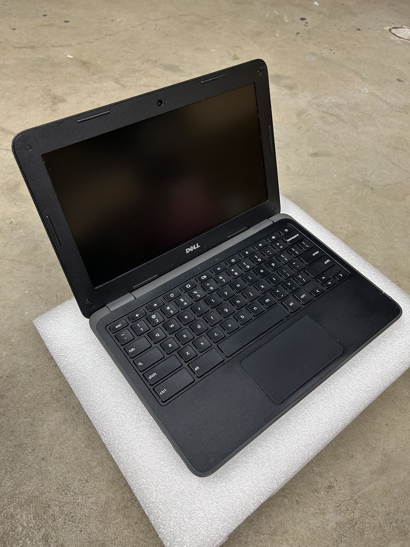 Dell Inspiron 3181 touch screen