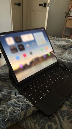 Apple iPad Pro 12.9-inch 3rd Gen 64GB